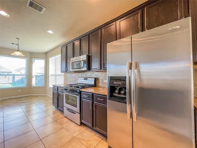 $2,400 | 3419 Yasmine Ranch Drive, Katy, TX 77494