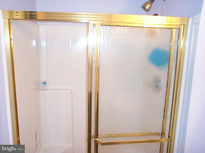 132 Brandon Road Norristown, PA 19403 - Photo 12 of 14 Bathroom