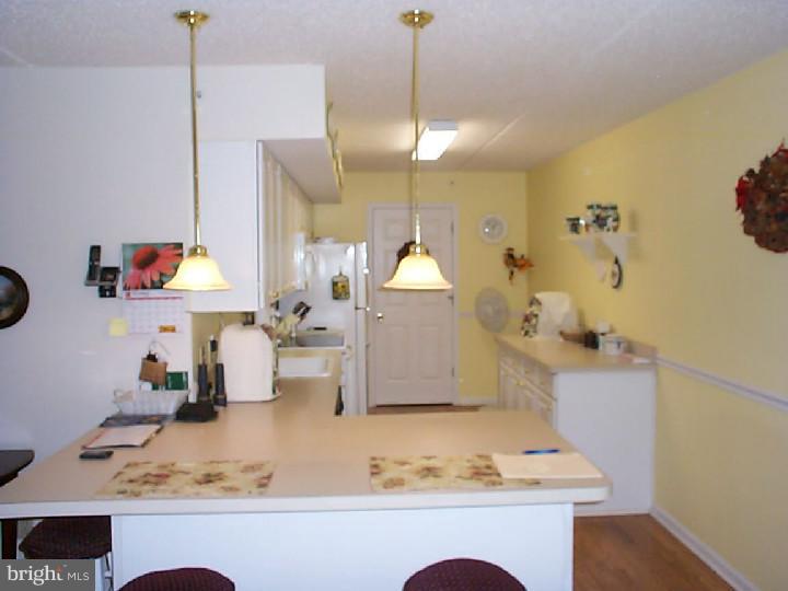 132 Brandon Road Norristown, PA 19403 - Photo 7 of 14 Kitchen