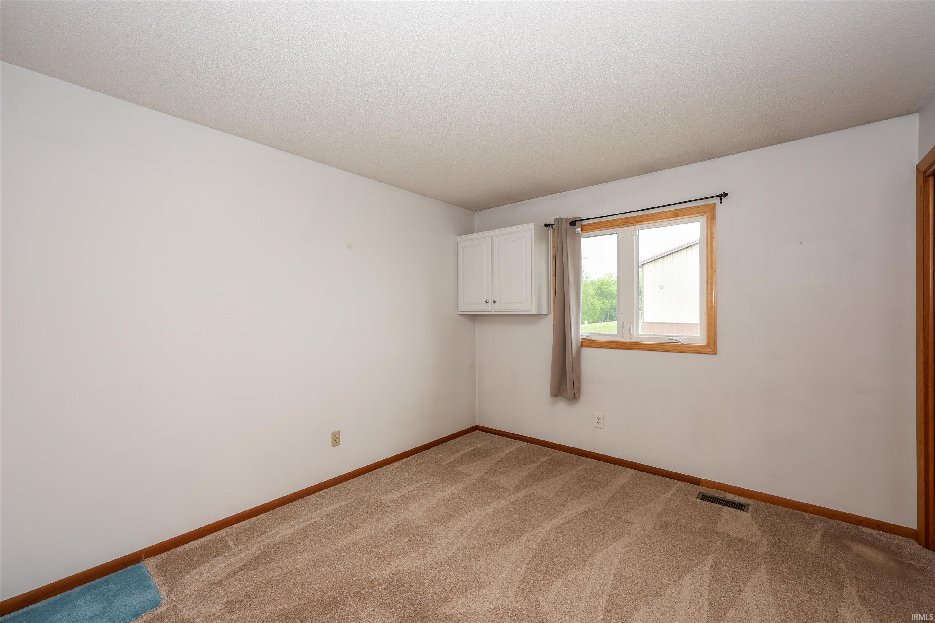 22825 Kammeyer Road Woodburn, IN 46797 - Photo 31 of 42