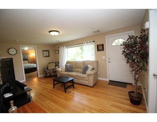 9 Rennie Street Lunenburg, MA 01462 - Photo 11 of 32 Gallery Image 11