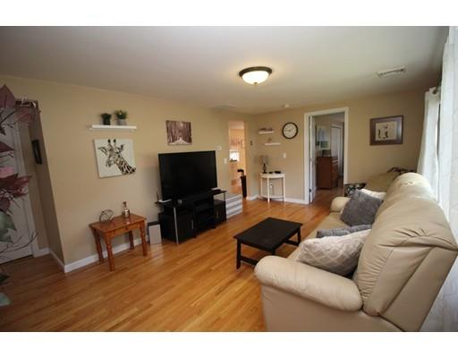 9 Rennie Street Lunenburg, MA 01462 - Photo 12 of 32 Gallery Image 12