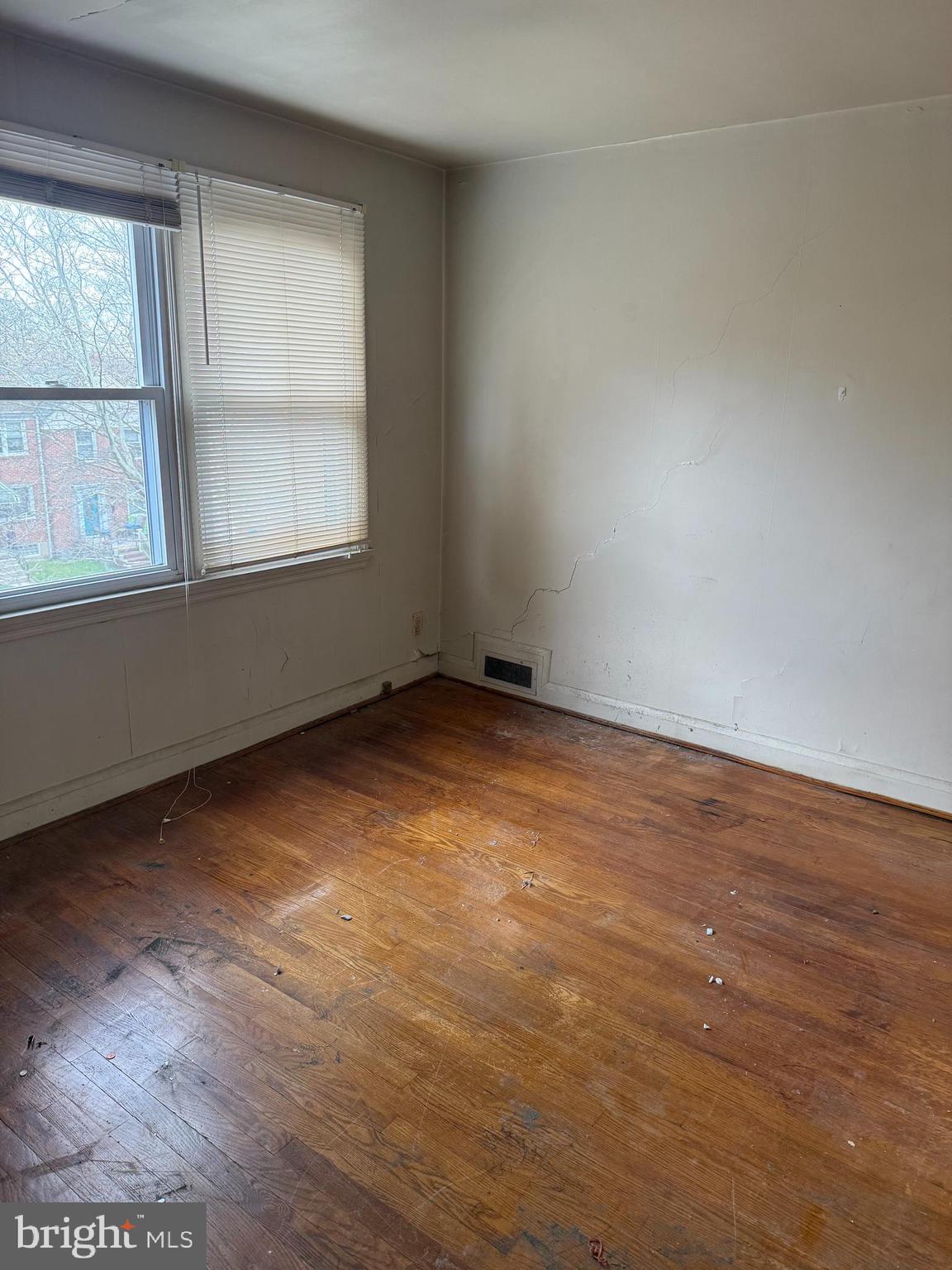 815 St Dunstans Road Baltimore, MD 21212 - Photo 2 of 12