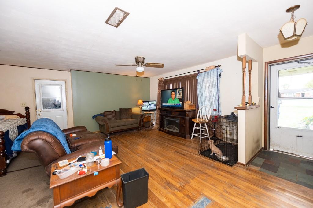 4235 Five Points Road Indianapolis, IN 46239 - Photo 16 of 40 Gallery Image 16