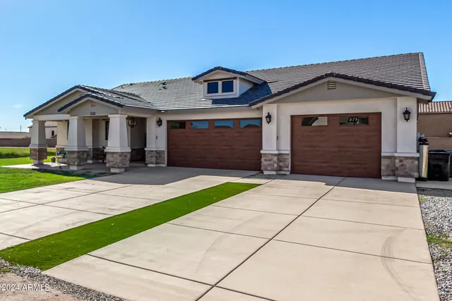 $665,000 | 7210 South 255th Drive, Buckeye, AZ 85326