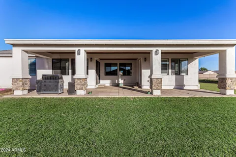 $665,000 | 7210 South 255th Drive, Buckeye, AZ 85326