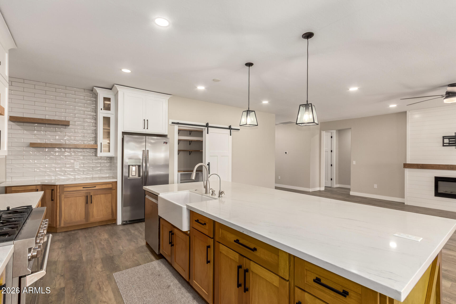 7210 South 255th Drive Buckeye, AZ 85326 - Photo 10 of 68 kitchen