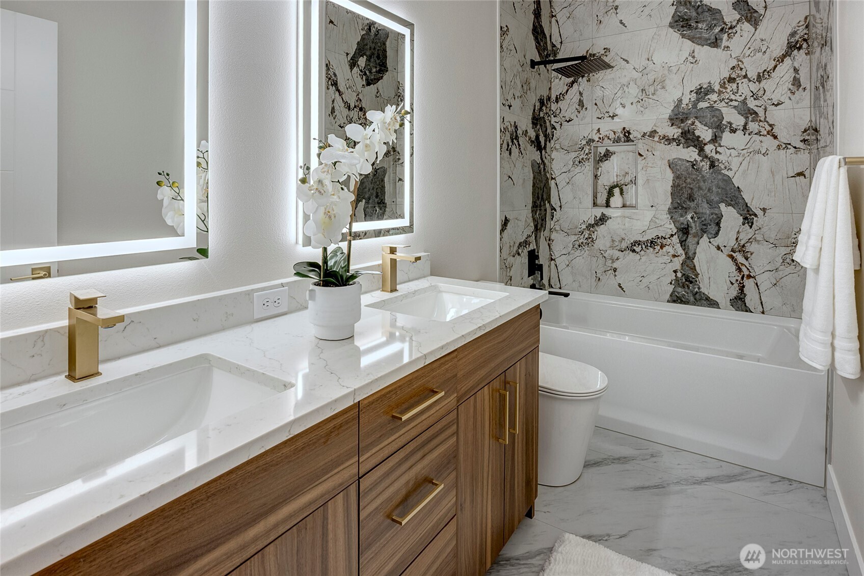 3928 214th Place Southeast, Unit B Bothell, WA 98021 - Photo 23 of 27 a bathroom with a sink a toilet and bathtub