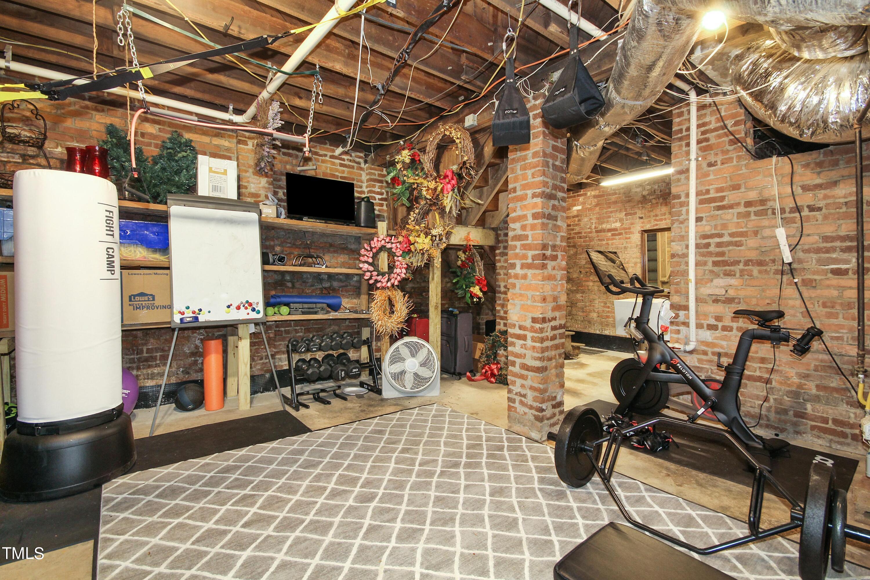 1512 Carr Street Raleigh, NC 27608 - Photo 33 of 60 a front view of a building with seating space