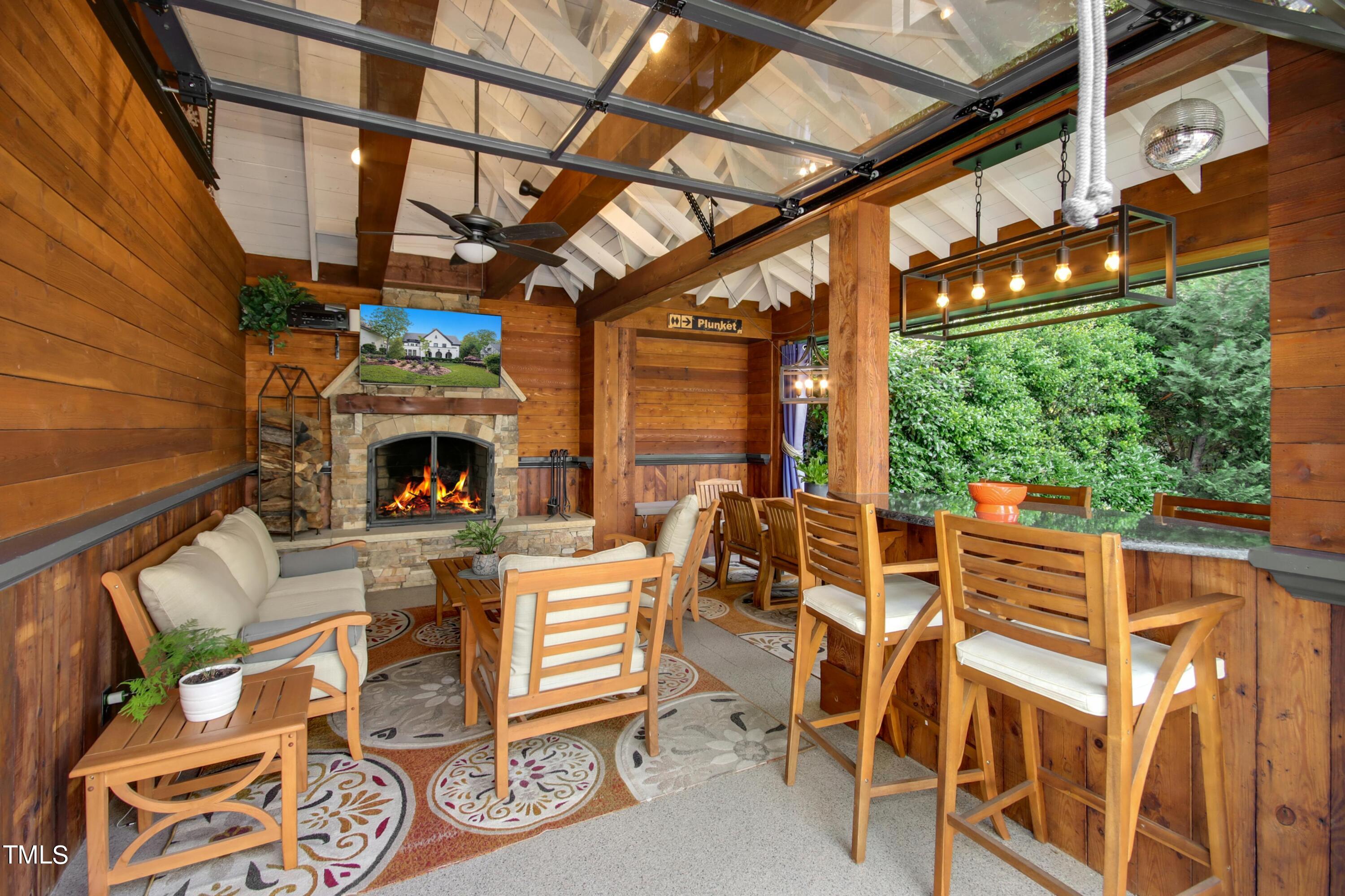 1512 Carr Street Raleigh, NC 27608 - Photo 35 of 60 a view of an outdoor seating area