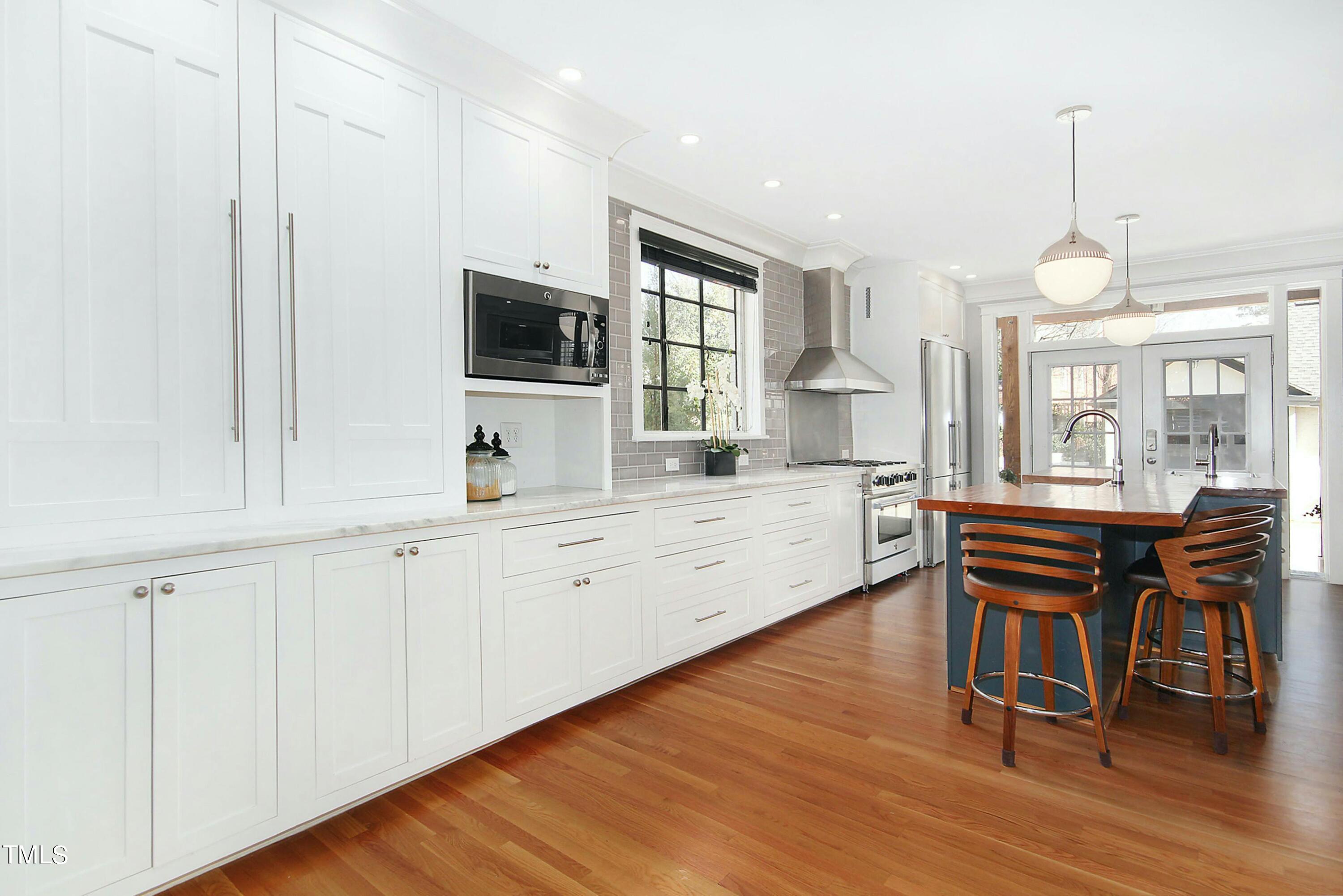 1512 Carr Street Raleigh, NC 27608 - Photo 9 of 60 018-433654-IMG_5340_1675486880