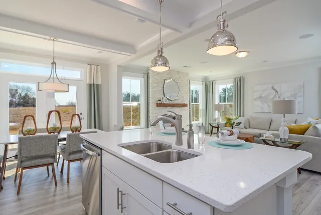 $298,000 | 6002 Haddington Drive, Roebuck, SC 29376