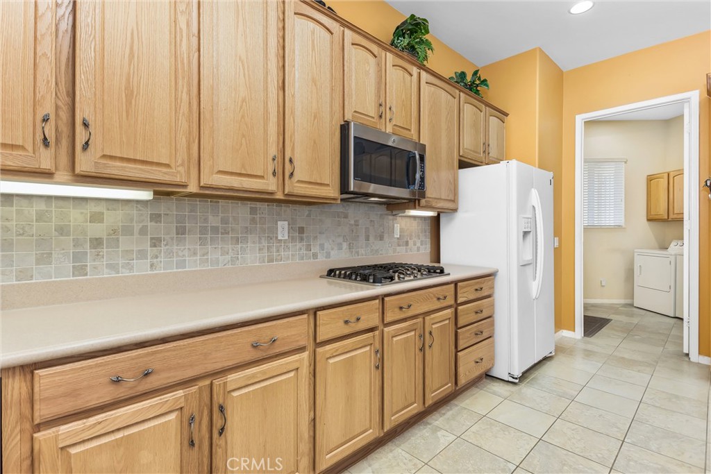 1709 Reyes Lane Beaumont, CA 92223 - Photo 14 of 38
