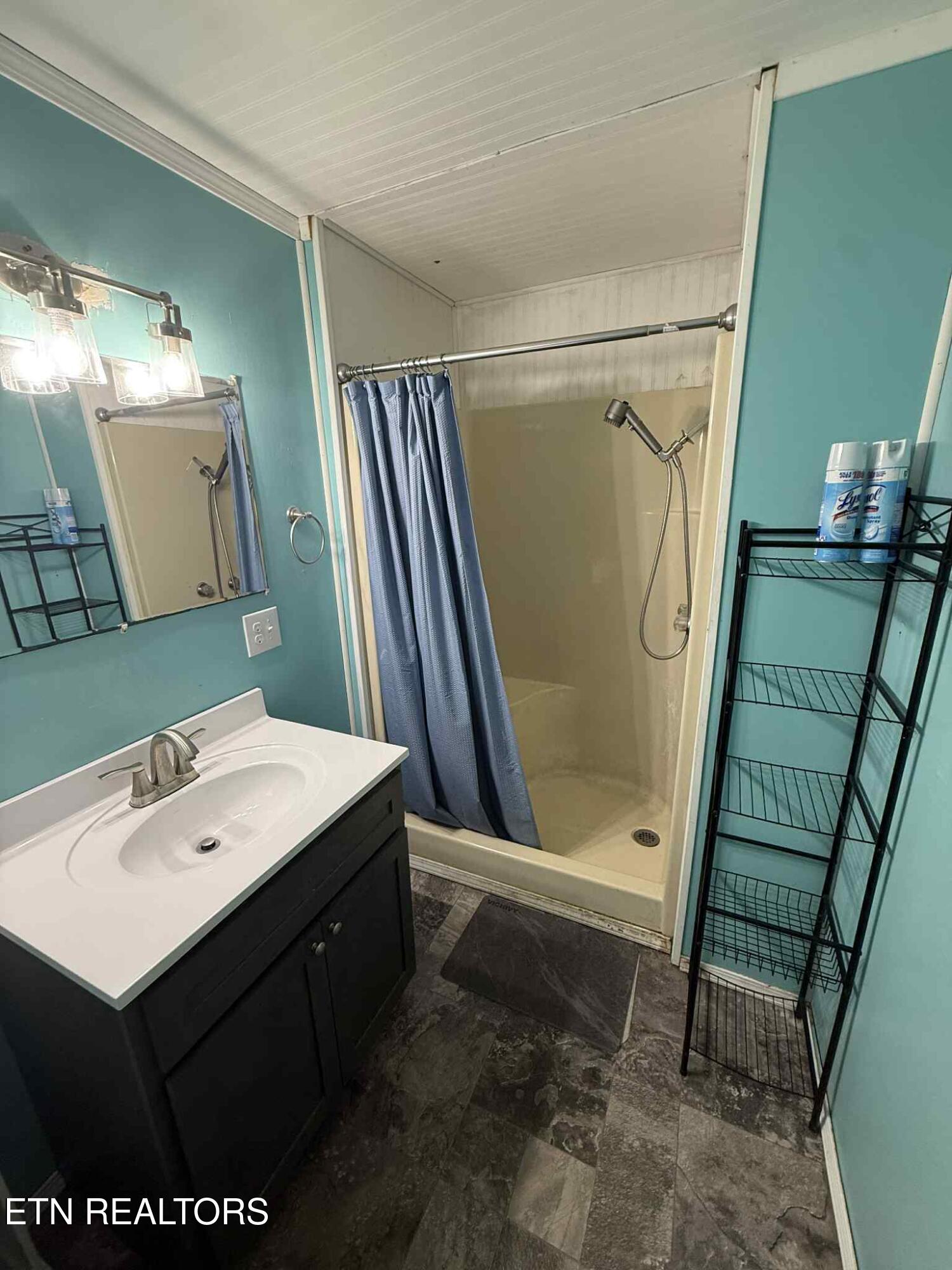 135 Duncan Lane Oneida, TN 37841 - Photo 19 of 24 att.Cz_60UQ5SF1aVl25rGkR6BnXDHBoTVretVR8