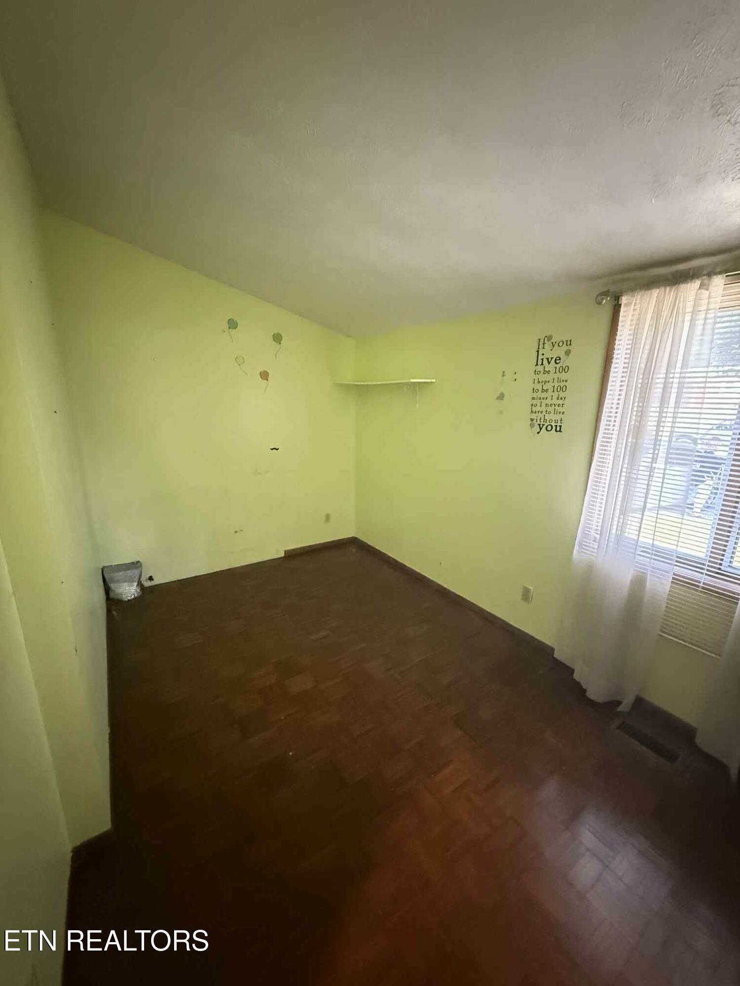 135 Duncan Lane Oneida, TN 37841 - Photo 23 of 24 att.VQwm0U4193suNN391sVwA-b0uFNwvRihkgaT