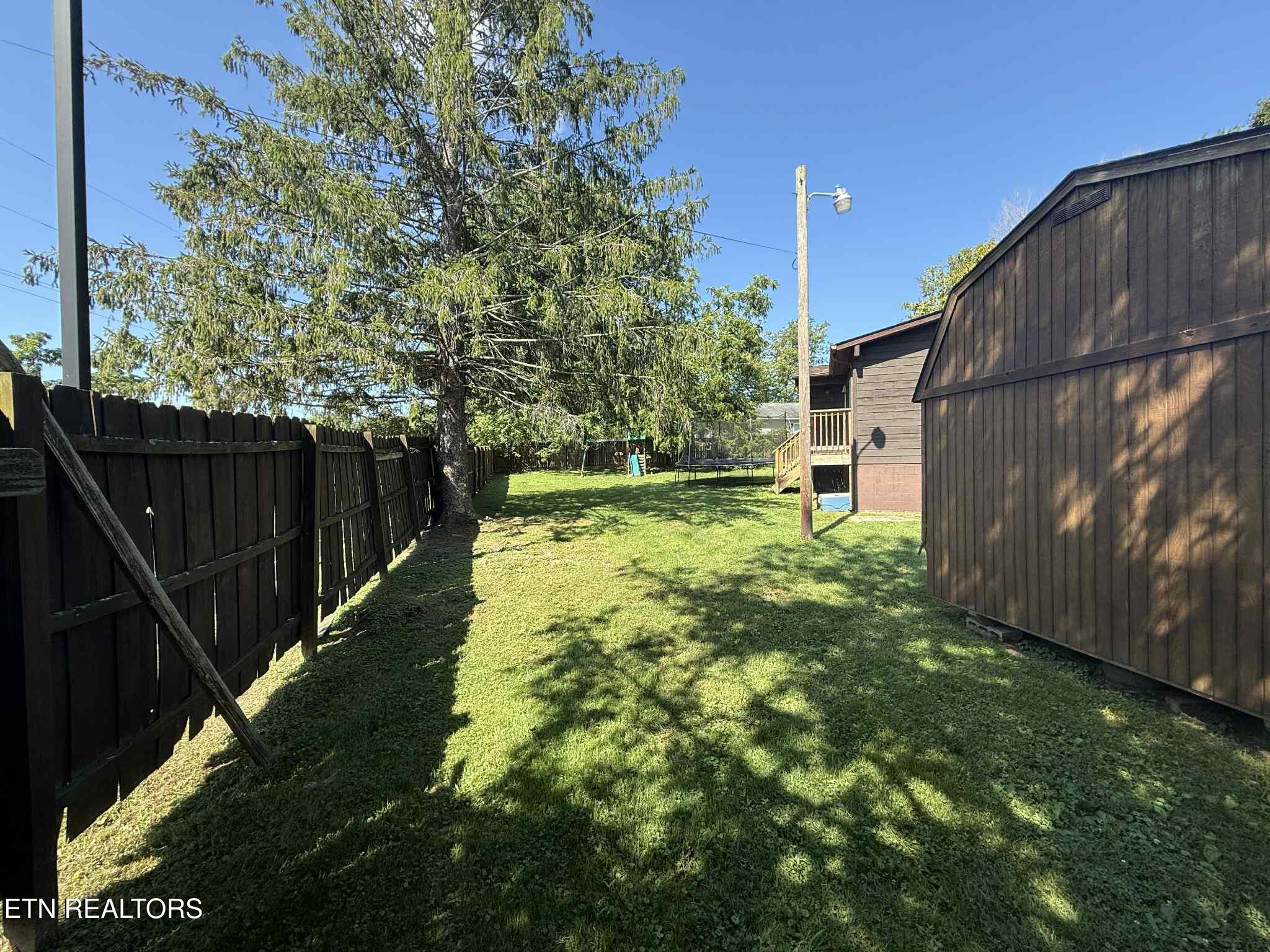 135 Duncan Lane Oneida, TN 37841 - Photo 9 of 24 att.2Jwa1E3BrAkDubdajwkn8C-rCjFC6VT3ztDv