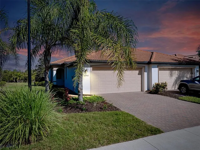 $440,000 | 23952 Skyflower Court, Venice, FL 34293