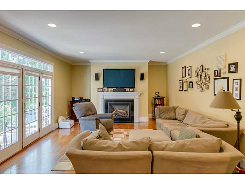 240 Twin River Road Lincoln, RI 02865 - Photo 11 of 25 Den/Family/Great Room.