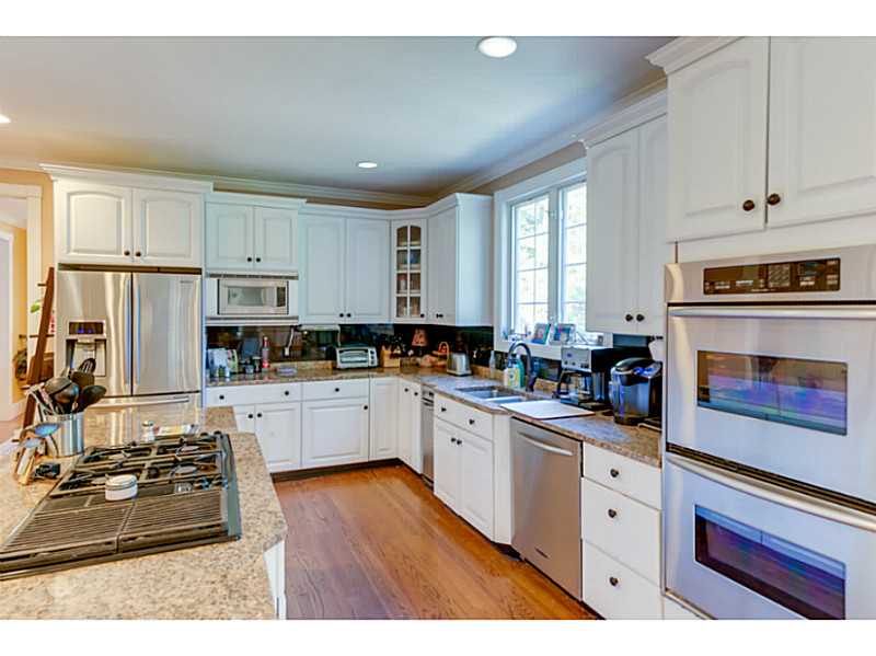240 Twin River Road Lincoln, RI 02865 - Photo 7 of 25 Kitchen.