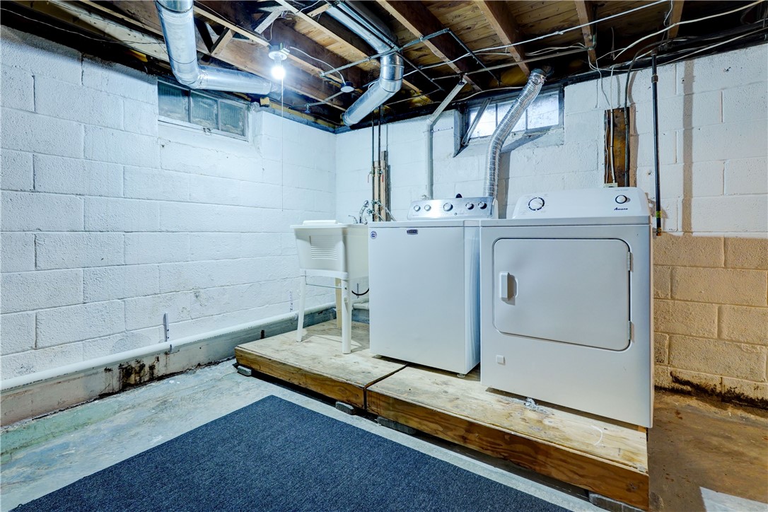 110 Highwood Road Irondequoit, NY 14609 - Photo 29 of 34