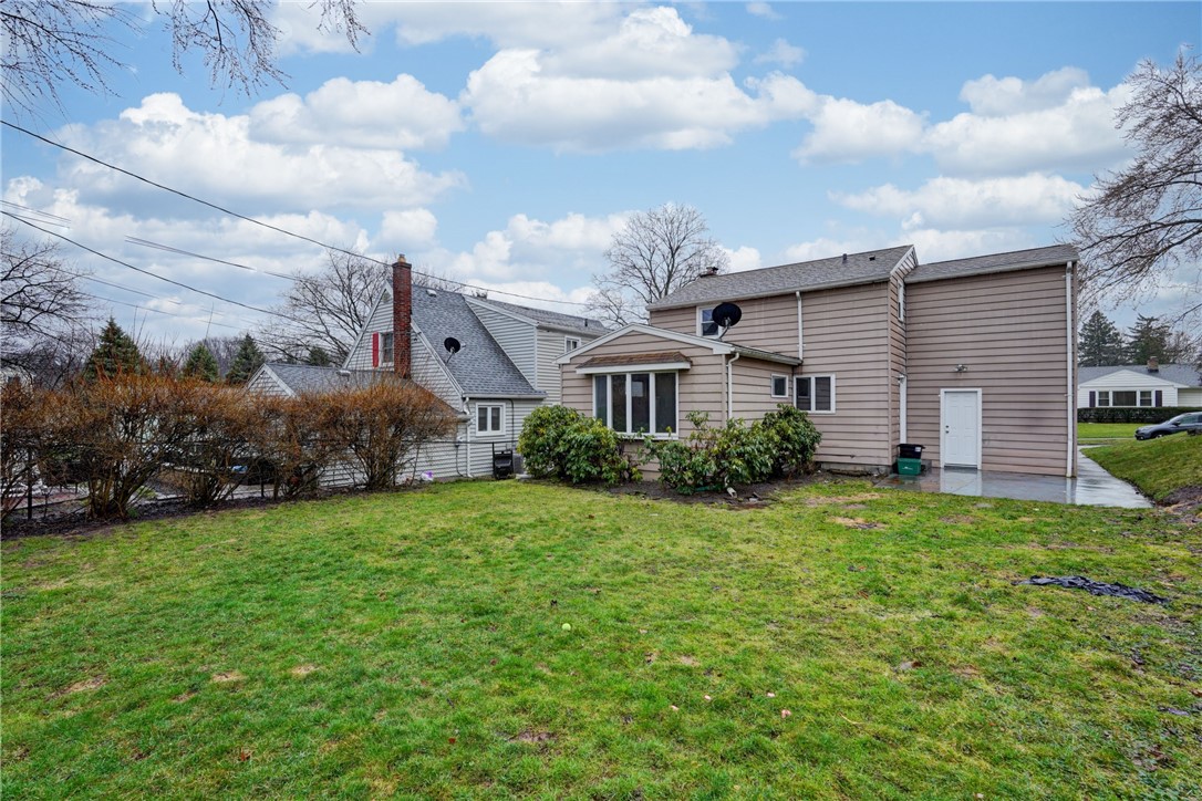 110 Highwood Road Irondequoit, NY 14609 - Photo 30 of 34