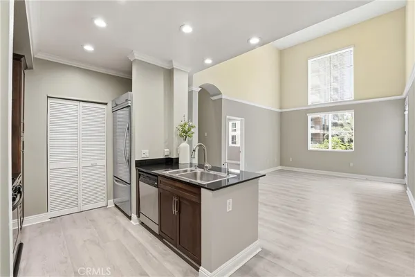 $3,900 | 2422 Scholarship, Irvine, CA 92612