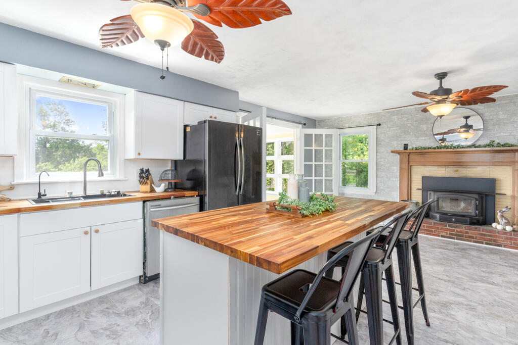 470 Main Street Waterville, ME 04901 - Photo 1 of 70 Kitchen