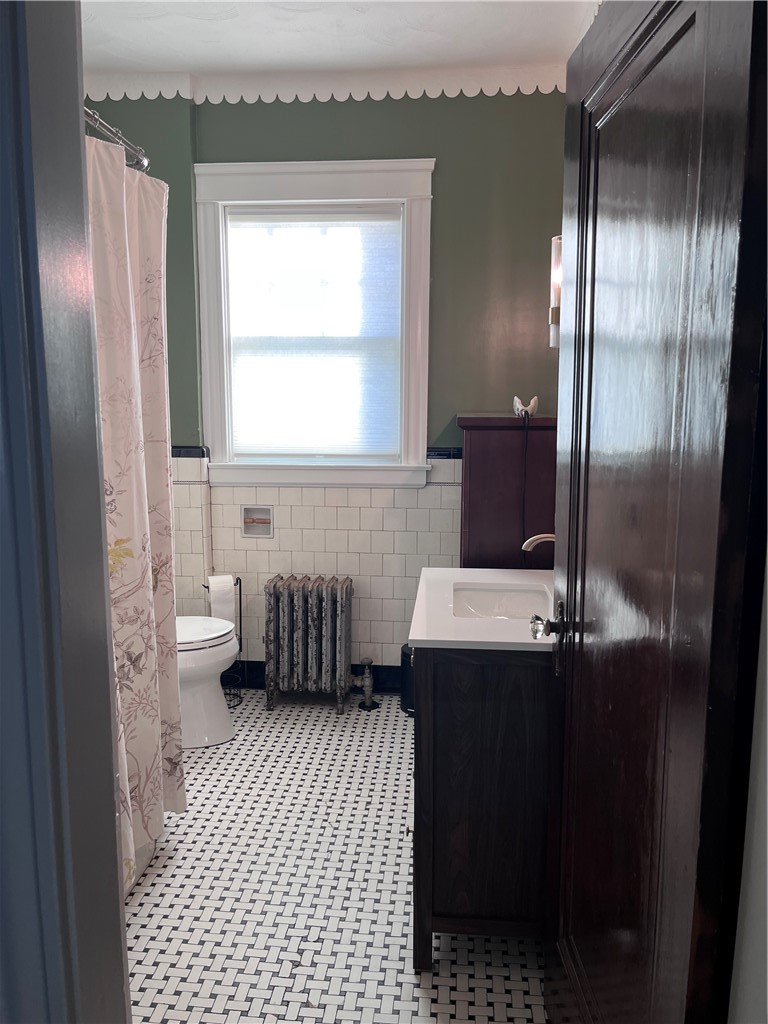 25 View Street Providence, RI 02908 - Photo 20 of 48 1ST FL BATH