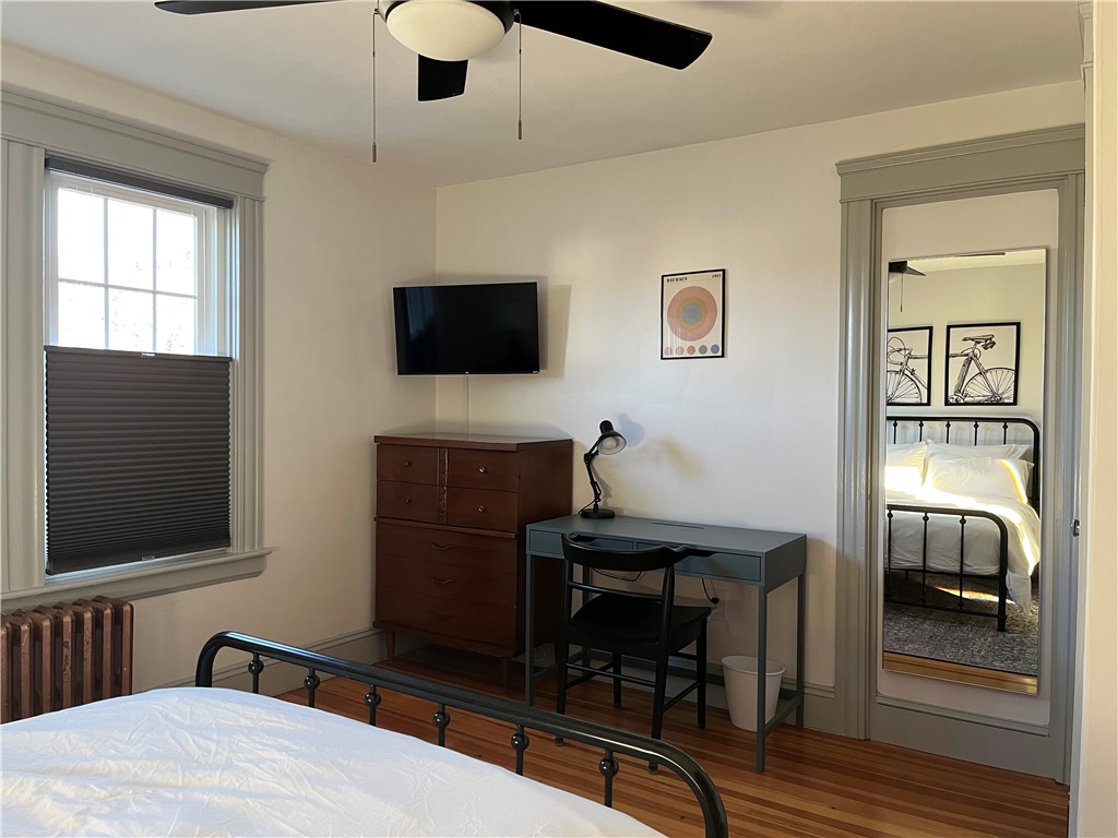 25 View Street Providence, RI 02908 - Photo 27 of 48 2ND FL BEDROOM