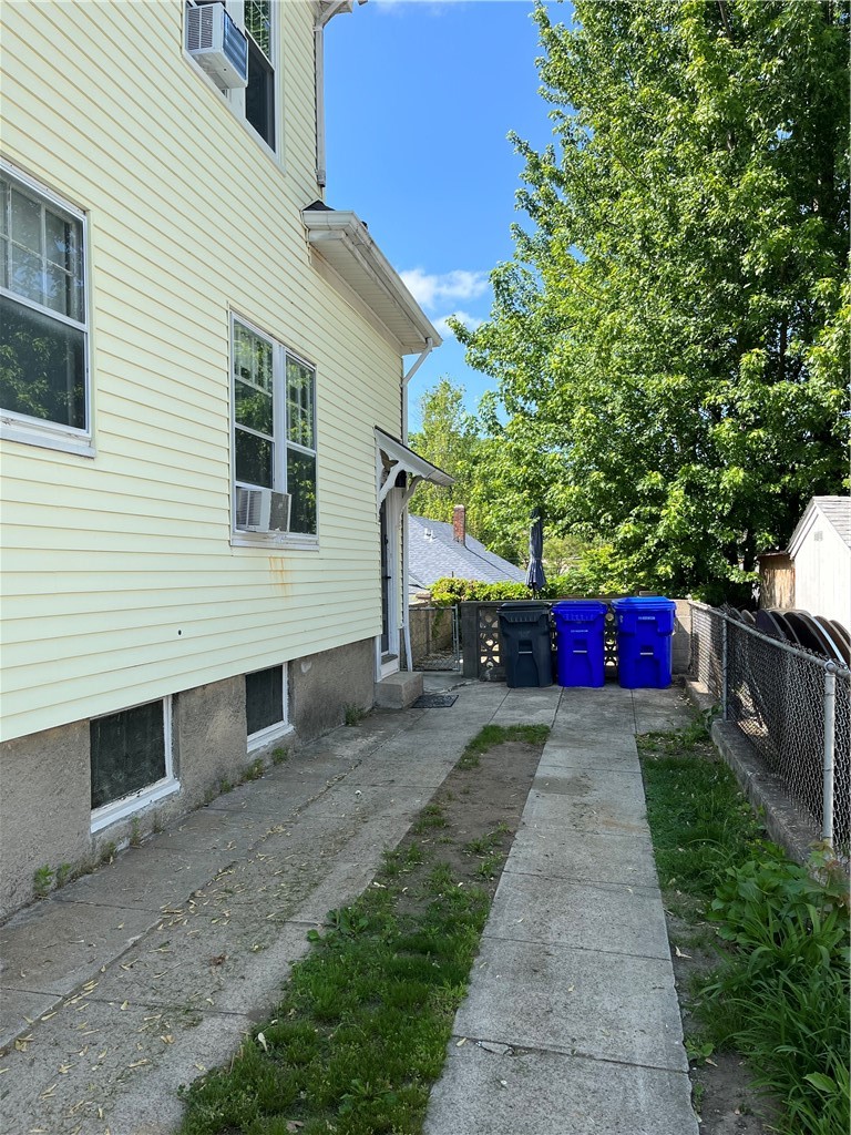 25 View Street Providence, RI 02908 - Photo 40 of 48 DRIVEWAY