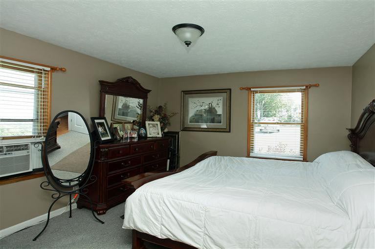 2004 Taylor Ridge Road Nicholasville, KY 40356 - Photo 13 of 26 One of the bedrooms (Didn't use the pict