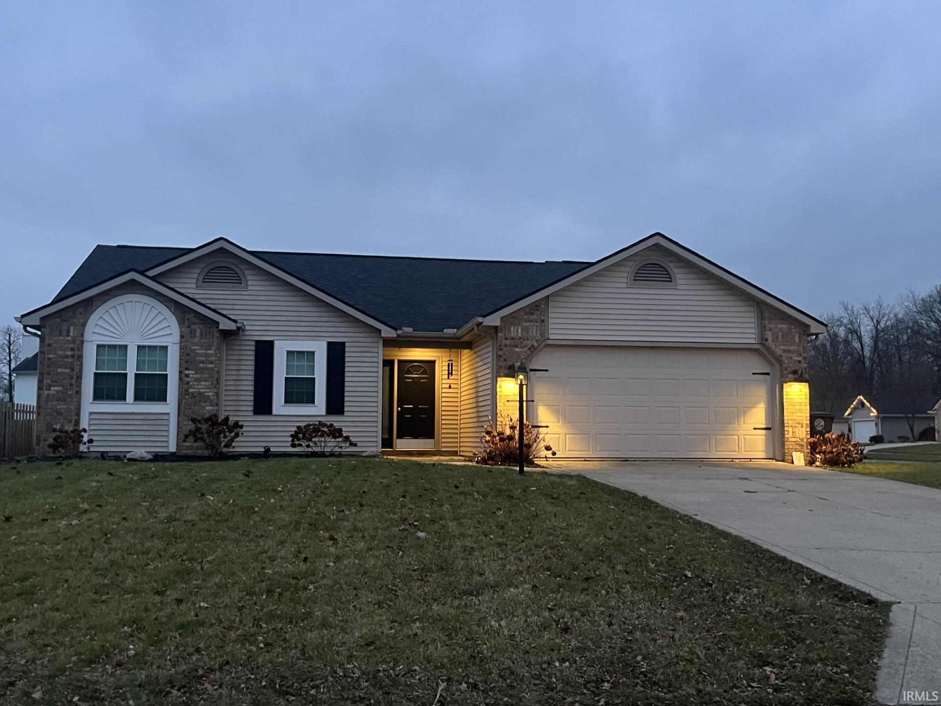 2331 Sweet Cider Road Fort Wayne, IN 46818 - Photo 2 of 15