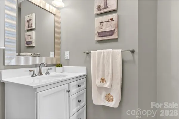 $449,000 | 2121 Regatta Lane, Unit 201, Denver, NC 28037