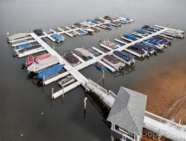 $449,000 | 2121 Regatta Lane, Unit 201, Denver, NC 28037