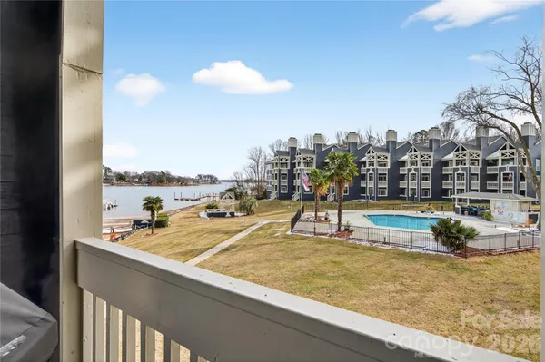 $449,000 | 2121 Regatta Lane, Unit 201, Denver, NC 28037