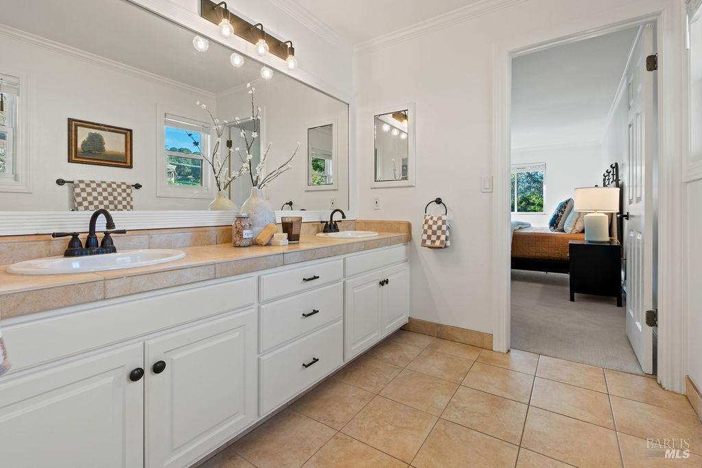 24 Arroyo Lane Novato, CA 94947 - Photo 12 of 37