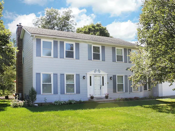 $4,000 | 2711 Valley Forge Road, Lisle, IL 60532
