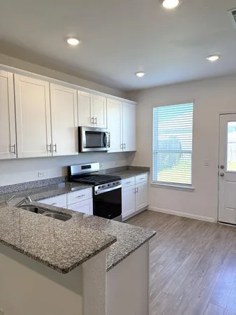 $2,150 | 17810 Plow Horse Lane, Hockley, TX 77447