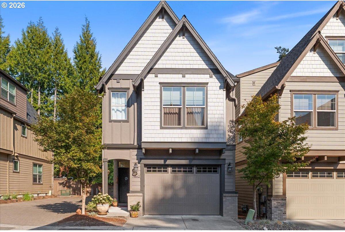 7862 Southwest Capitol Hill Road Portland, OR 97219 - Photo 2 of 27 Gallery Image 2