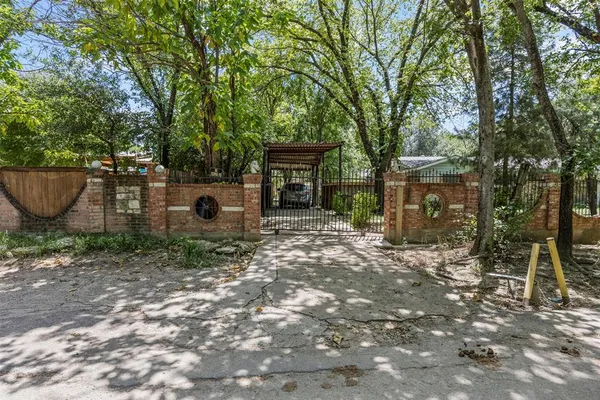 $1,500,000 | 1152 Elva Warren Street, Fort Worth, TX 76115