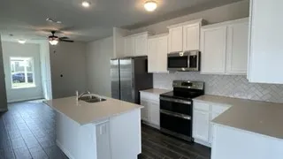 $1,995 | 9616 Whisper Willow Boulevard, Manor, TX 78653