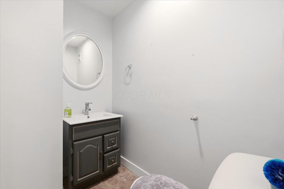 8158 New Delaware Road Mount Vernon, OH 43050 - Photo 20 of 43 12-DSCF2284