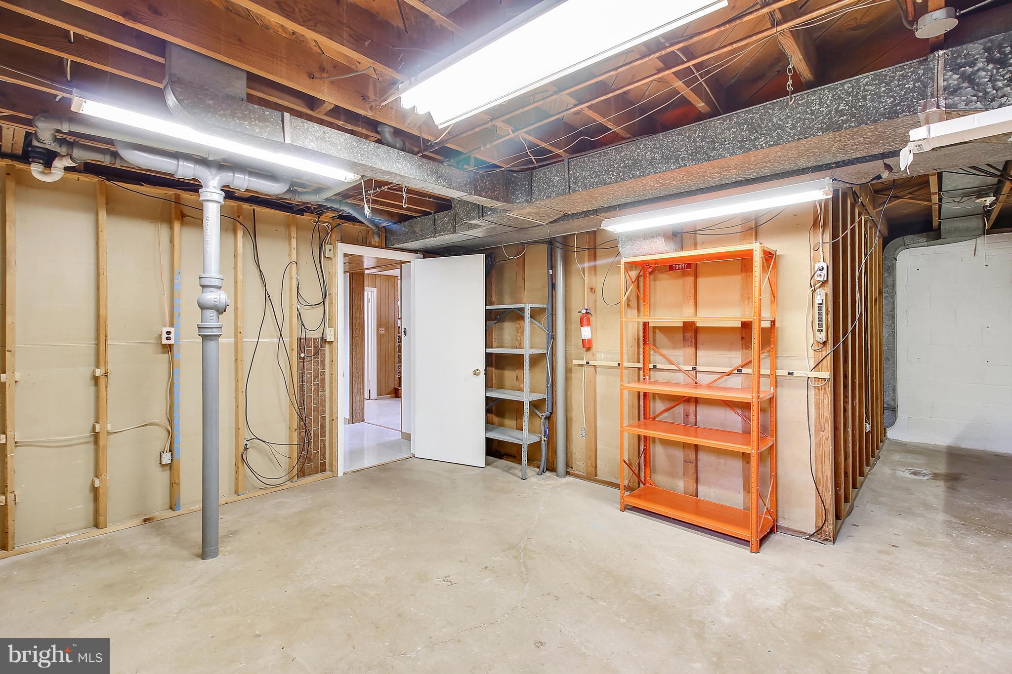 13406 Lydia Street Silver Spring, MD 20906 - Photo 23 of 30 Storage