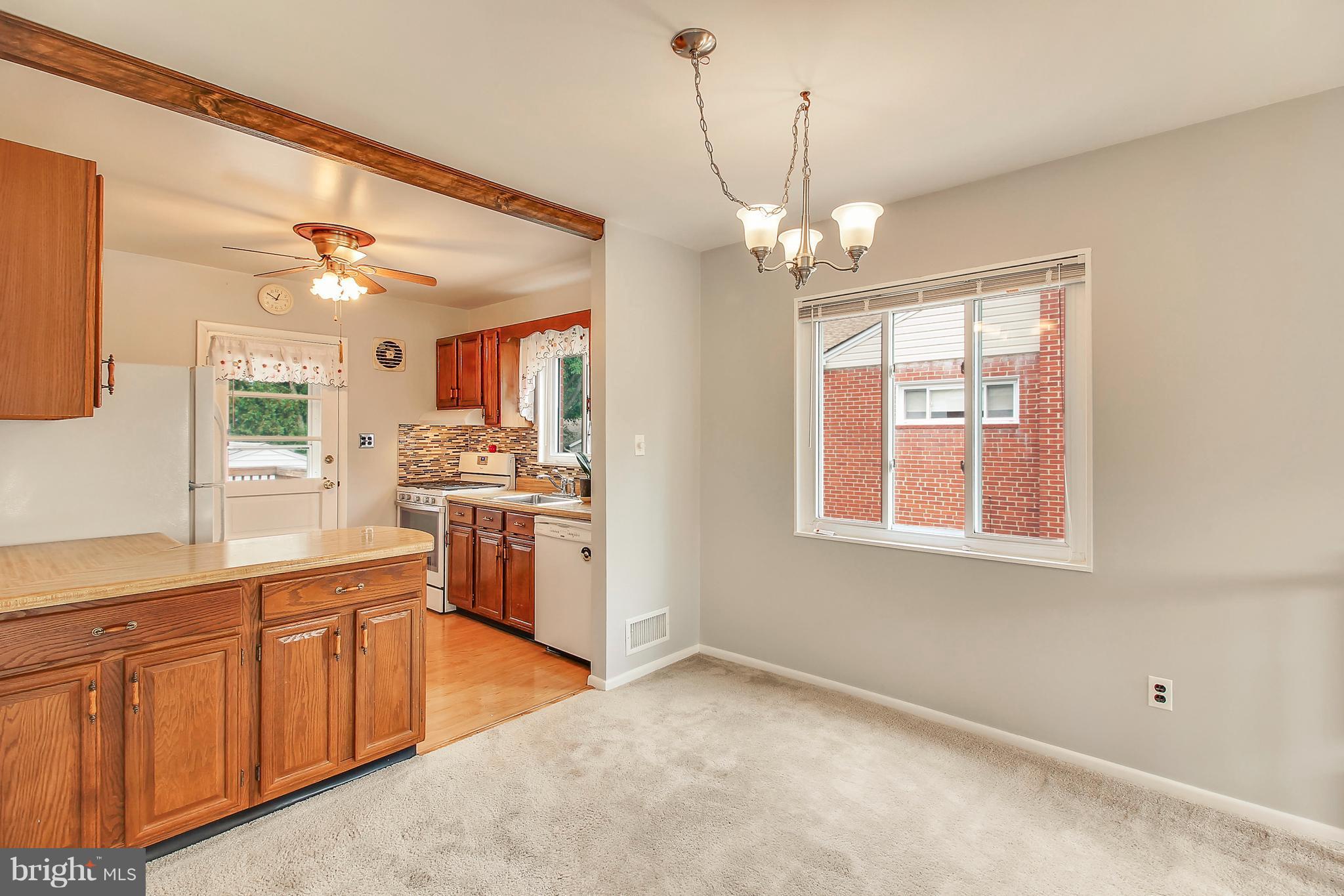 13406 Lydia Street Silver Spring, MD 20906 - Photo 10 of 30 Kitchen