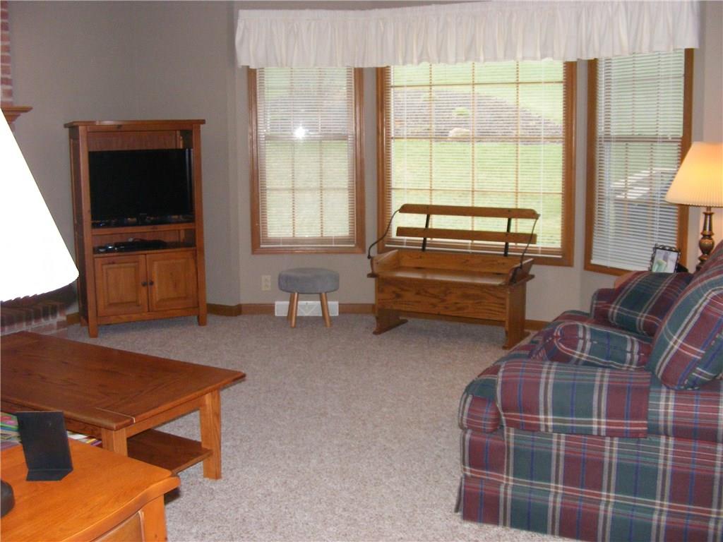 304 Kozy Corner Road Valencia, PA 16059 - Photo 4 of 23 Family Room with Bay Window Bump-Out-Lots of Light