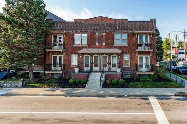 $799,000 | 229-235 West 4th Street, Covington, KY 41011