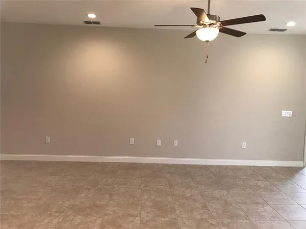 $2,895 | 3338 Pearly Drive, Lakeland, FL 33812