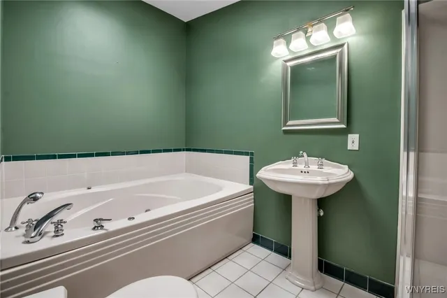 $3,500 | 704 Starin Avenue, Buffalo, NY 14223