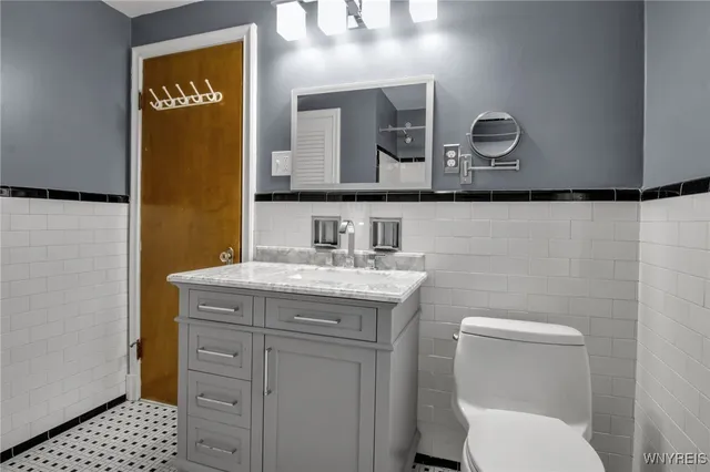 $3,500 | 704 Starin Avenue, Buffalo, NY 14223