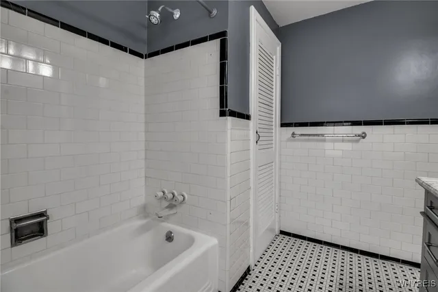 $3,500 | 704 Starin Avenue, Buffalo, NY 14223